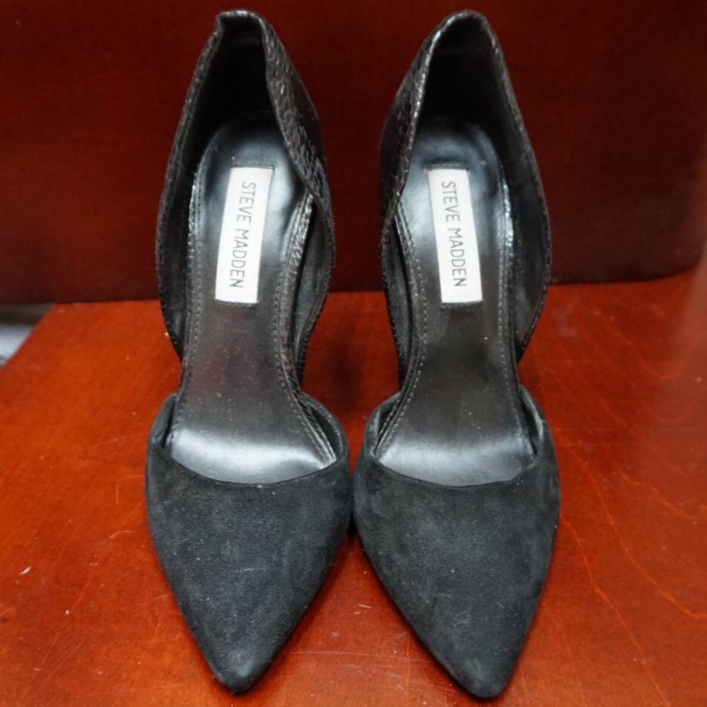 Black Steve Madden Heels- Size 7
